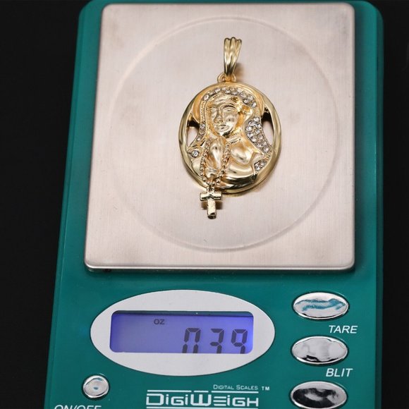 New 14k Oval Cross Necklace 20